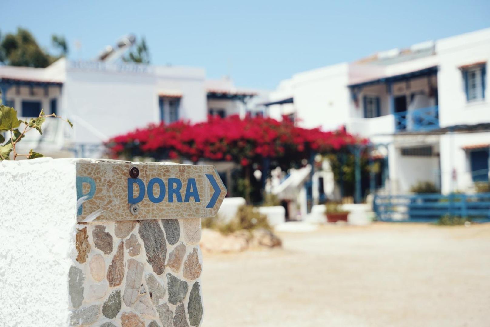 Dora's & 2*
