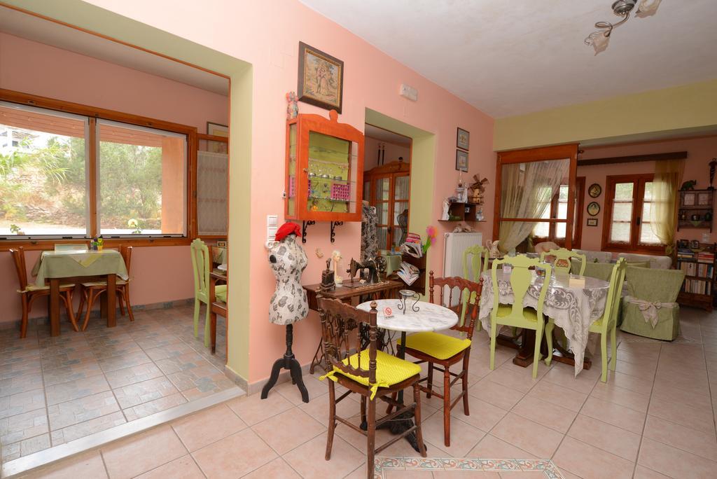 Dora's & Aparthotel 2*